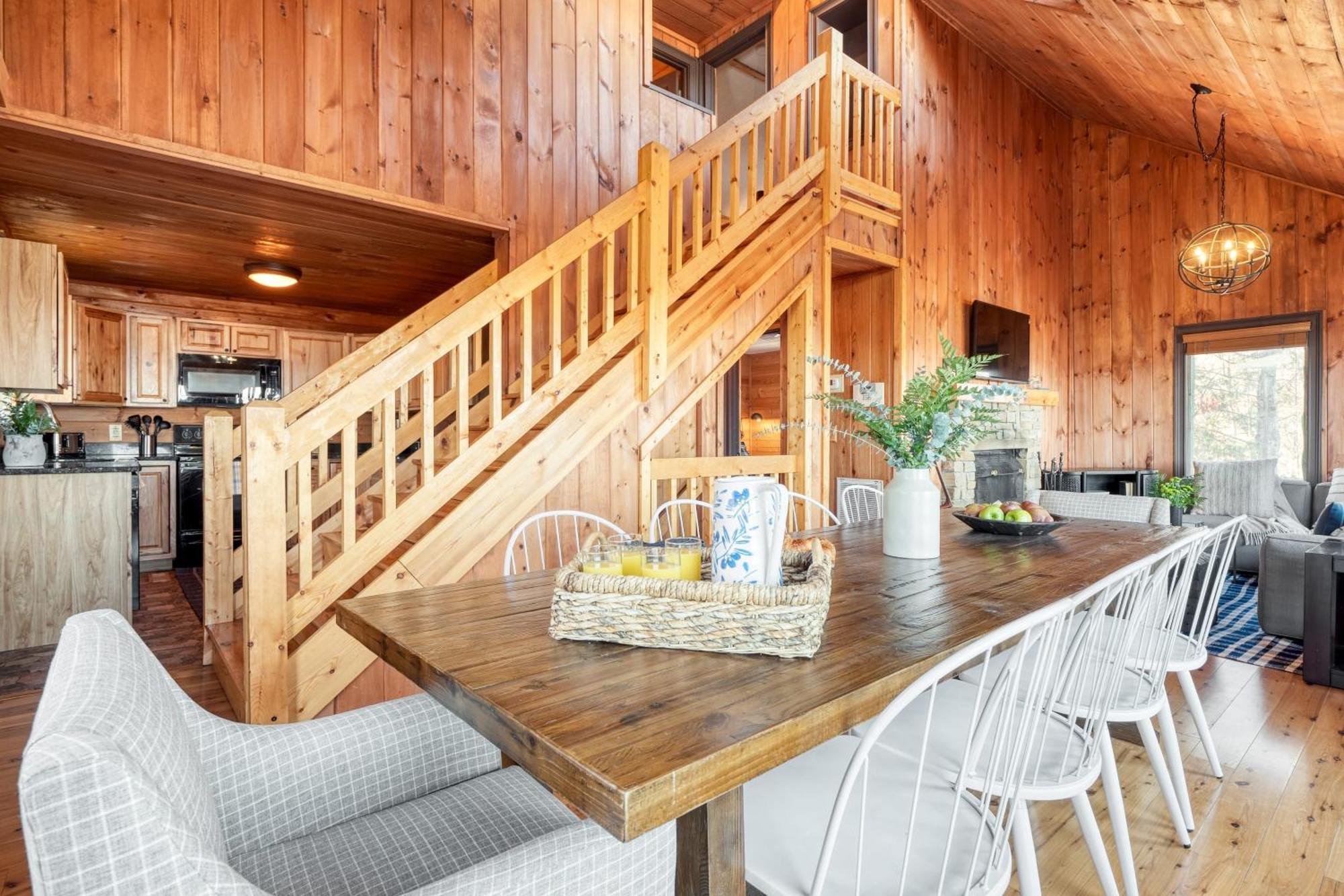 Fontana By Avantstay Gorgeous Mountain Cabin W Views Hot Tub Game Room Гатлінбург Екстер'єр фото