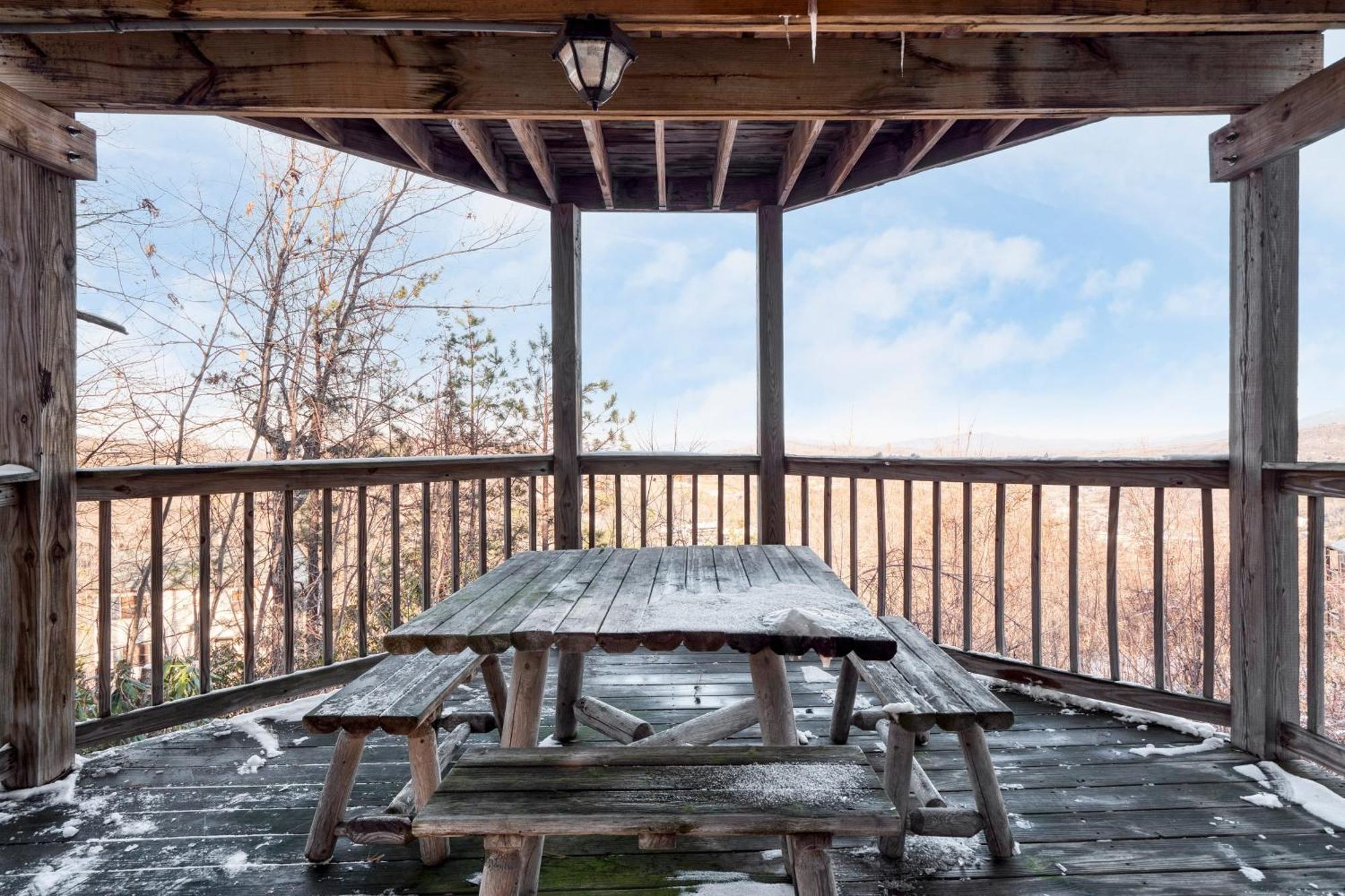 Fontana By Avantstay Gorgeous Mountain Cabin W Views Hot Tub Game Room Гатлінбург Екстер'єр фото