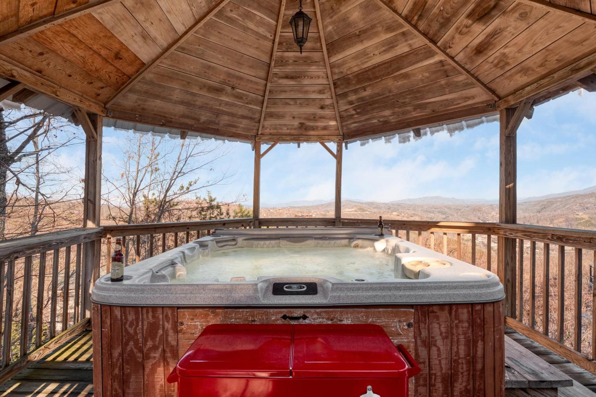 Fontana By Avantstay Gorgeous Mountain Cabin W Views Hot Tub Game Room Гатлінбург Екстер'єр фото
