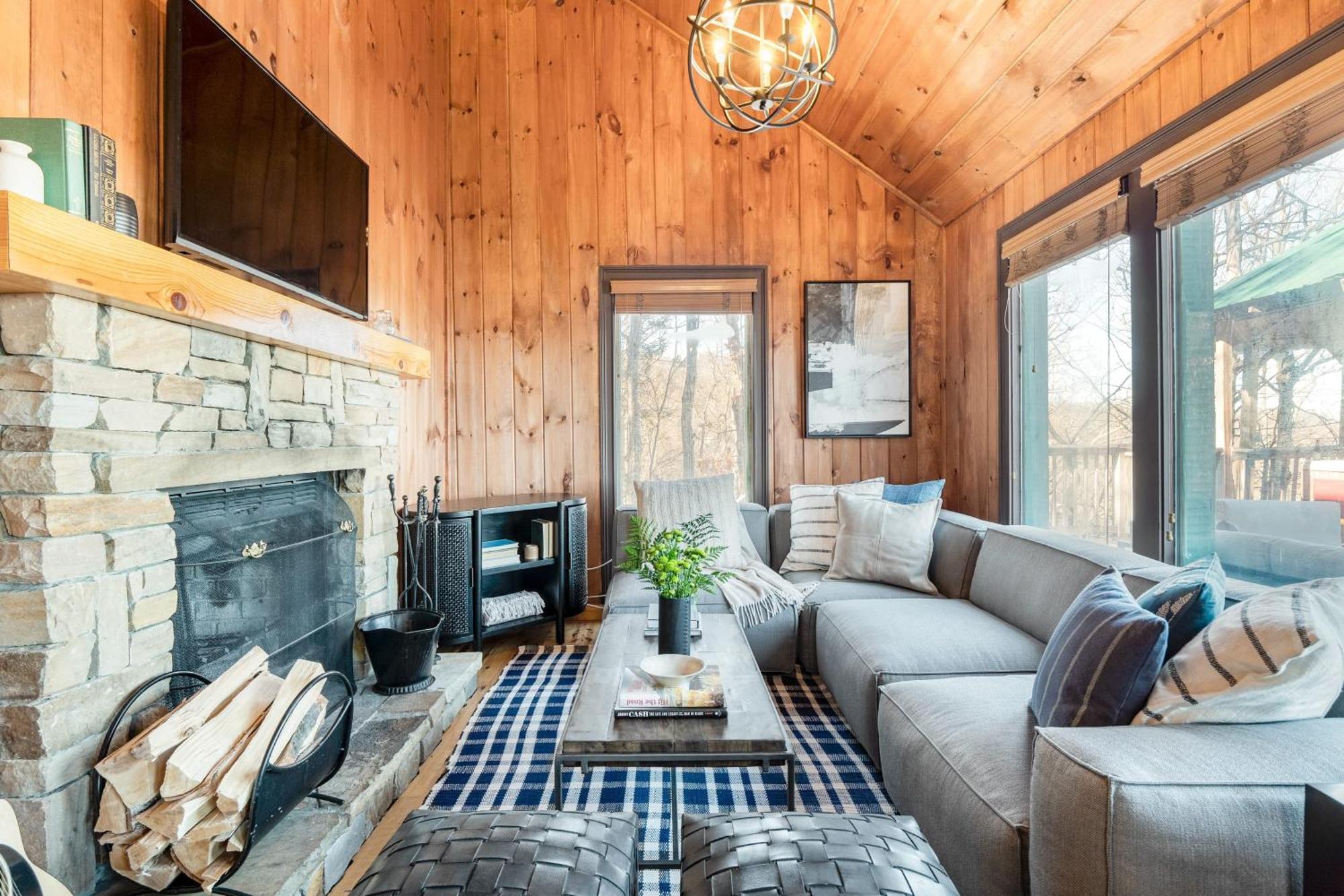 Fontana By Avantstay Gorgeous Mountain Cabin W Views Hot Tub Game Room Гатлінбург Екстер'єр фото